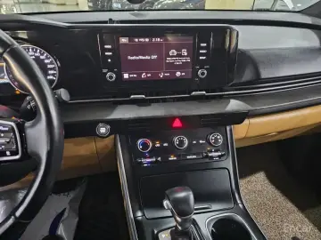 2021 Kia Carnival с пробегом 129 058 км