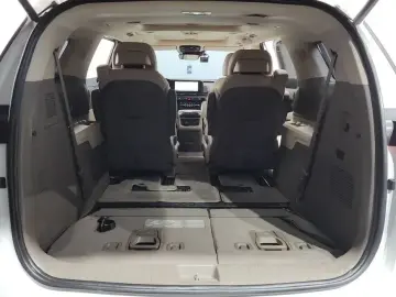 2021 Kia Carnival с пробегом 92 570 км