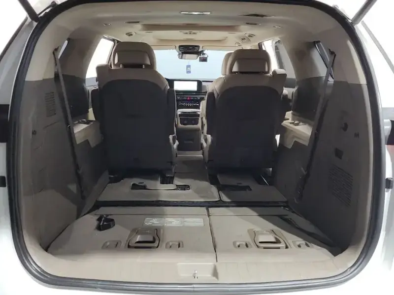 2021 Kia Carnival с пробегом 92 570 км
