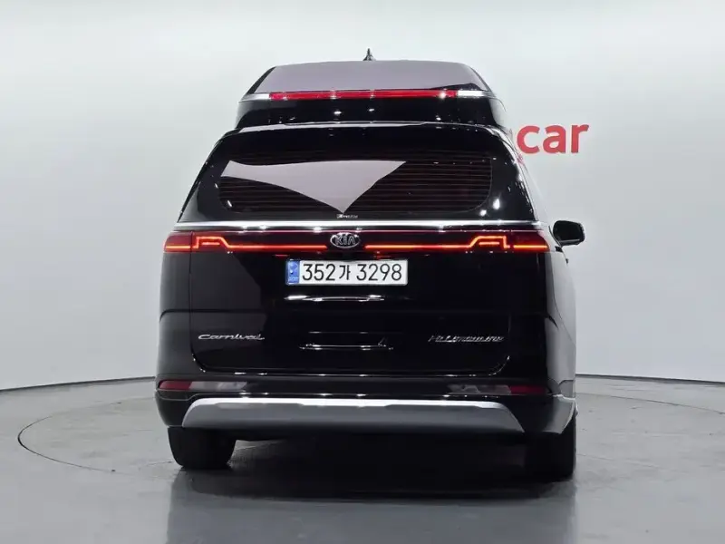 2021 Kia Carnival с пробегом 145 824 км