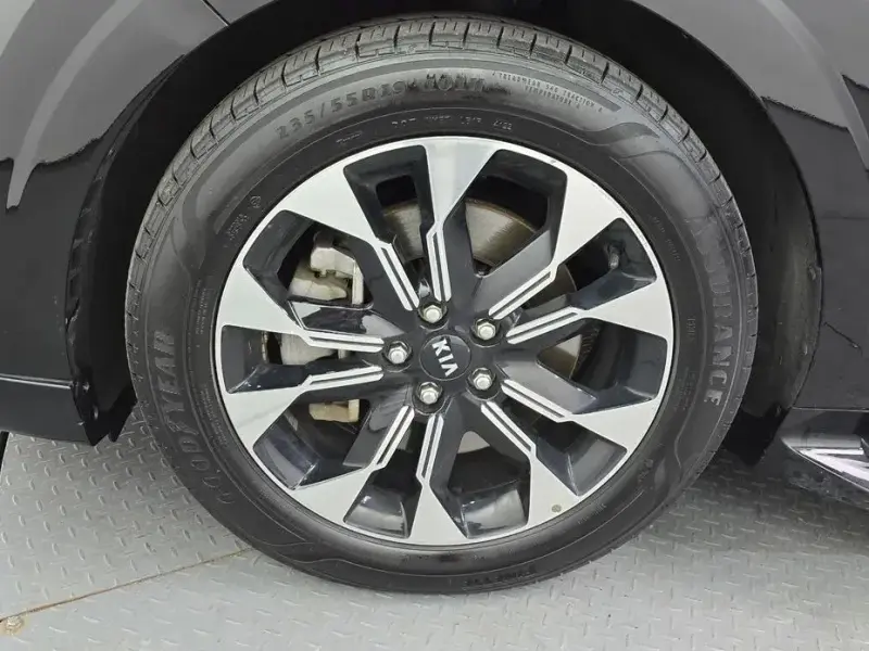 2021 Kia Carnival с пробегом 145 824 км
