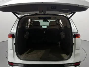 2022 Kia Carnival с пробегом 145 047 км