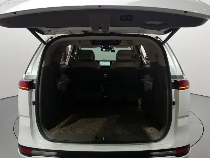 2022 Kia Carnival с пробегом 145 047 км