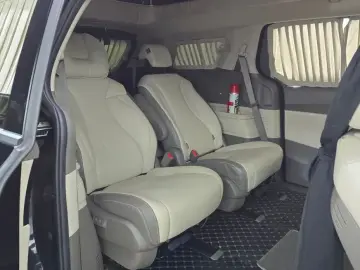 2021 Kia Carnival с пробегом 145 824 км