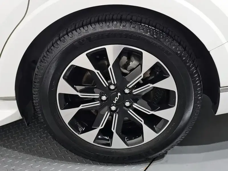 2022 Kia Carnival с пробегом 145 047 км