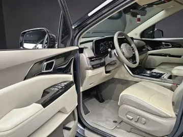 2021 Kia Carnival с пробегом 68 866 км