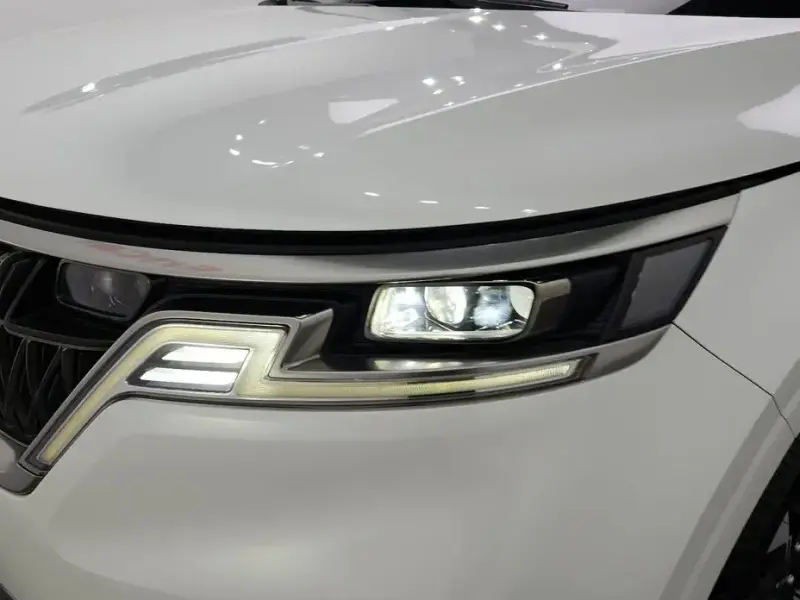 2022 Kia Carnival с пробегом 145 047 км