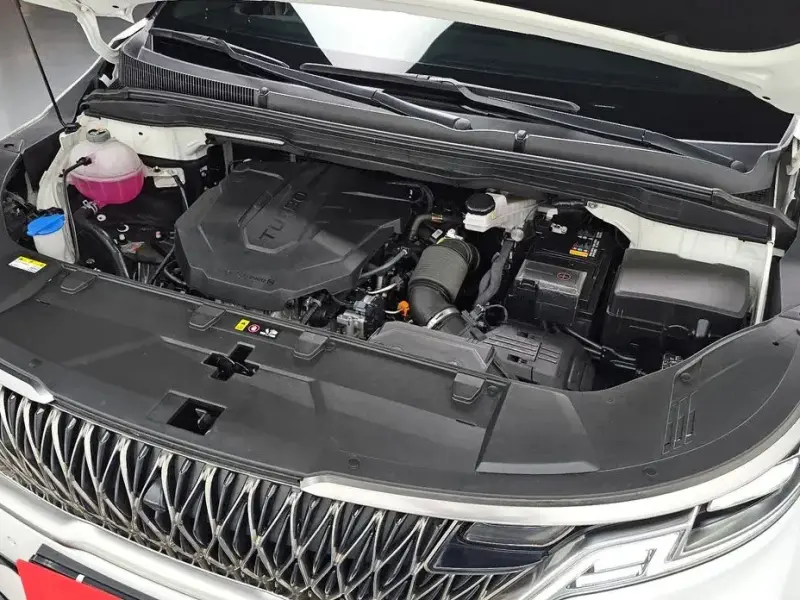 2023 Kia Carnival с пробегом 42 863 км