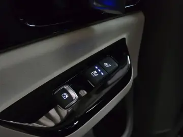 2021 Kia Carnival с пробегом 145 824 км