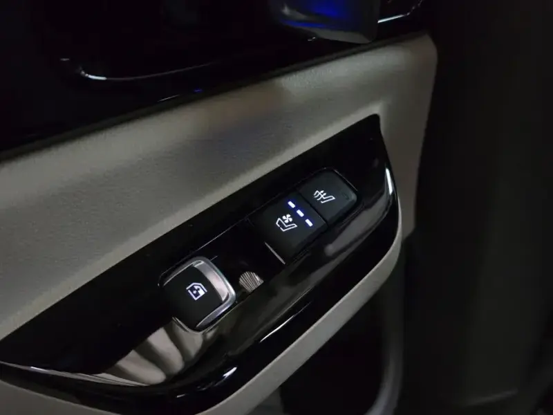 2021 Kia Carnival с пробегом 145 824 км