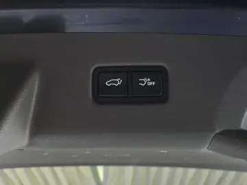 2021 Kia Carnival с пробегом 145 824 км