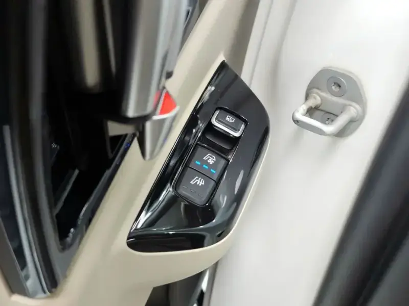 2022 Kia Carnival с пробегом 145 047 км