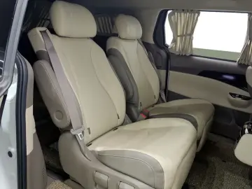 2022 Kia Carnival с пробегом 145 047 км