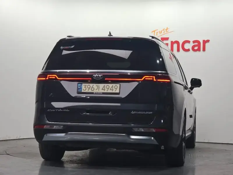 2021 Kia Carnival с пробегом 48 798 км