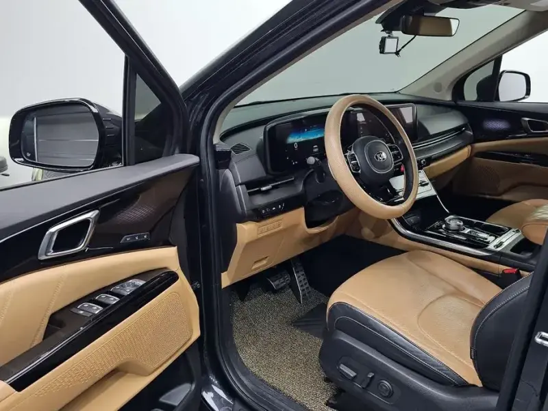 2021 Kia Carnival с пробегом 48 798 км