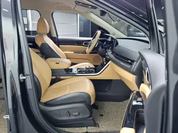 2021 Kia Carnival с пробегом 48 798 км