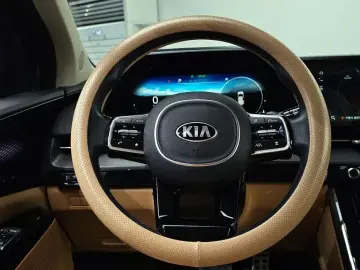 2021 Kia Carnival с пробегом 48 798 км