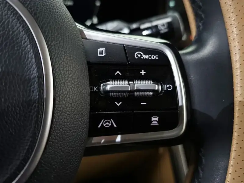2021 Kia Carnival с пробегом 48 798 км