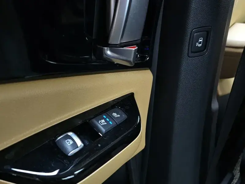 2021 Kia Carnival с пробегом 48 798 км