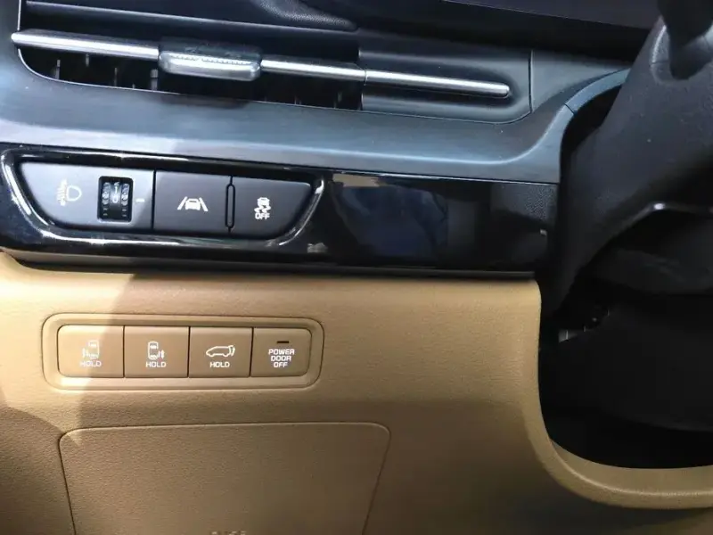 2021 Kia Carnival с пробегом 72 925 км