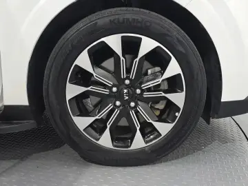 2021 Kia Carnival с пробегом 72 925 км