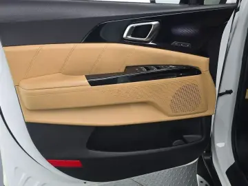 2021 Kia Carnival с пробегом 72 925 км