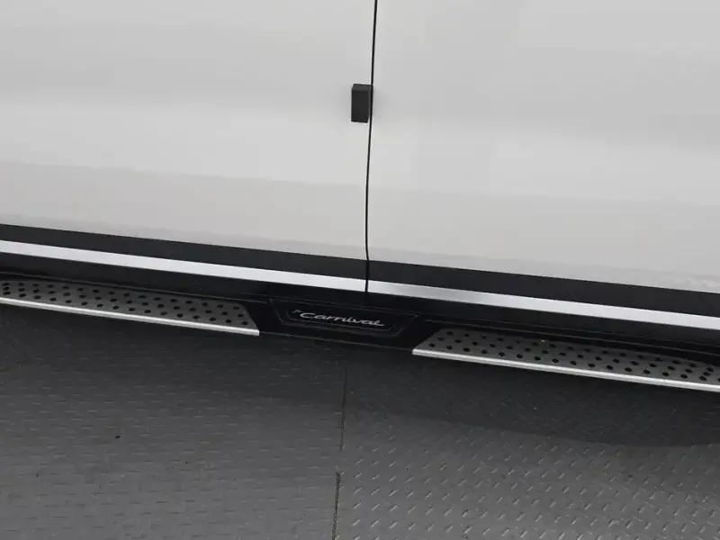 2021 Kia Carnival с пробегом 72 925 км