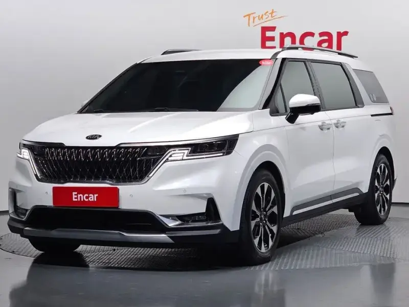 2021 Kia Carnival с пробегом 46 796 км