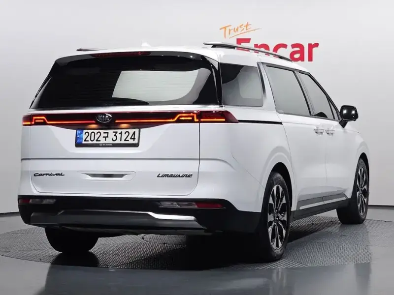 2021 Kia Carnival с пробегом 46 796 км