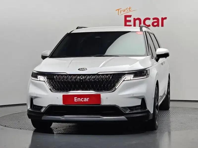 2021 Kia Carnival с пробегом 46 796 км
