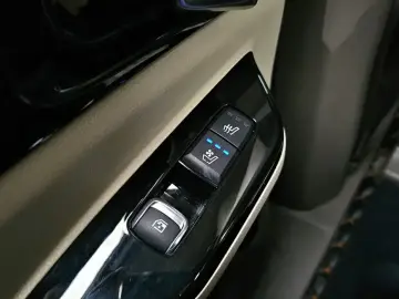 2021 Kia Carnival с пробегом 46 796 км
