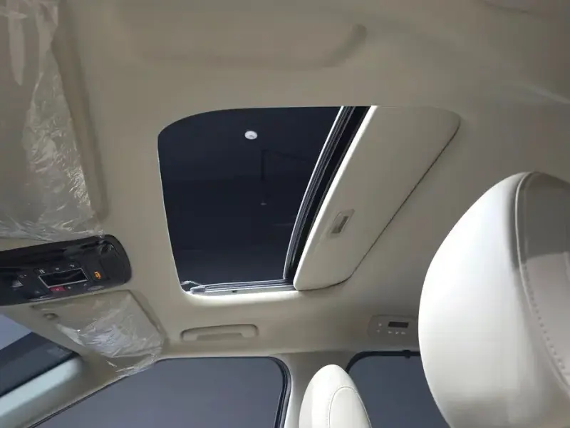 2022 Kia Carnival с пробегом 25 597 км