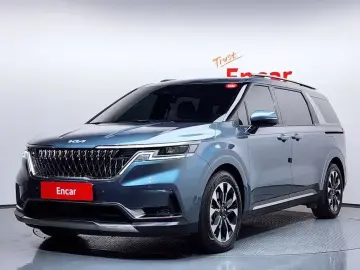 2023 Kia Carnival с пробегом 38 784 км