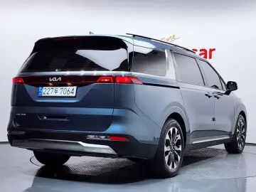 2023 Kia Carnival с пробегом 38 784 км