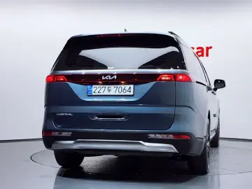 2023 Kia Carnival с пробегом 38 784 км