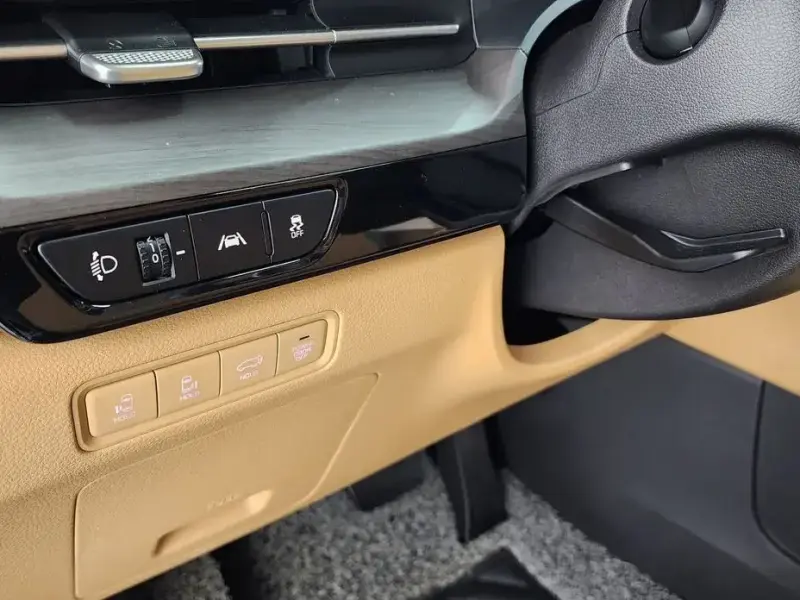 2023 Kia Carnival с пробегом 38 784 км