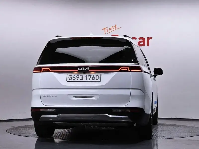 2021 Kia Carnival с пробегом 120 401 км