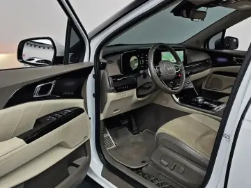 2021 Kia Carnival с пробегом 120 401 км