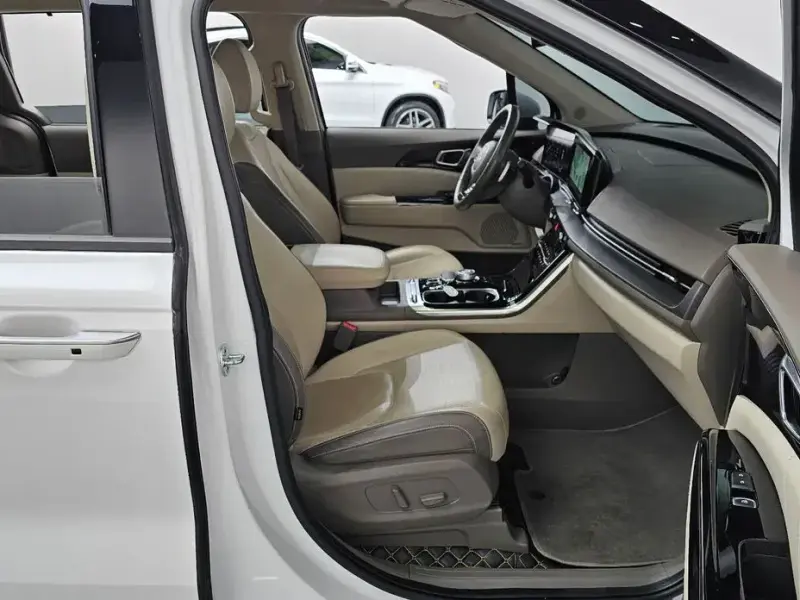 2021 Kia Carnival с пробегом 120 401 км