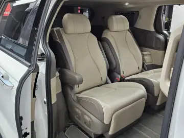 2021 Kia Carnival с пробегом 120 401 км
