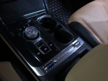 2023 Kia Carnival с пробегом 54 010 км