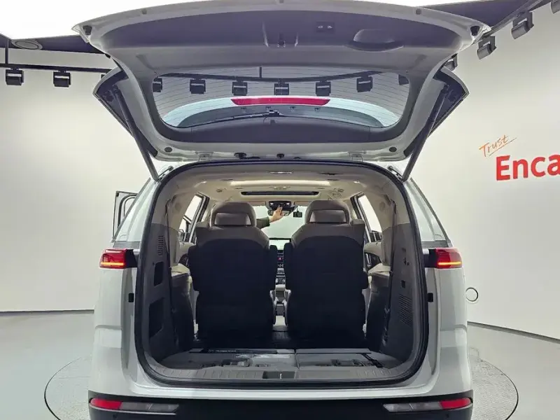 2021 Kia Carnival с пробегом 120 401 км