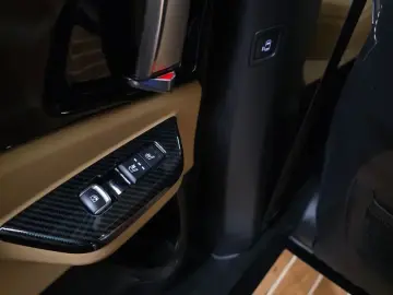 2023 Kia Carnival с пробегом 54 010 км