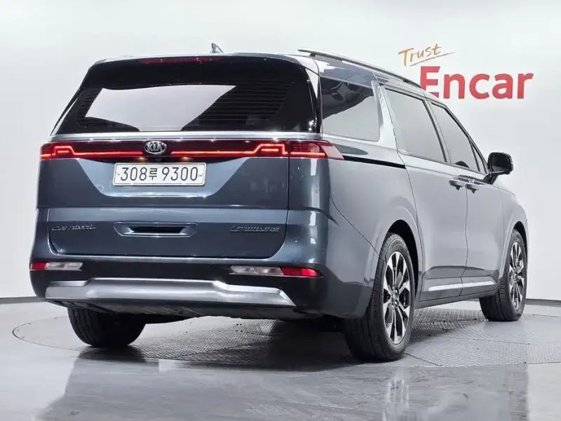 2021 Kia Carnival с пробегом 54 463 км