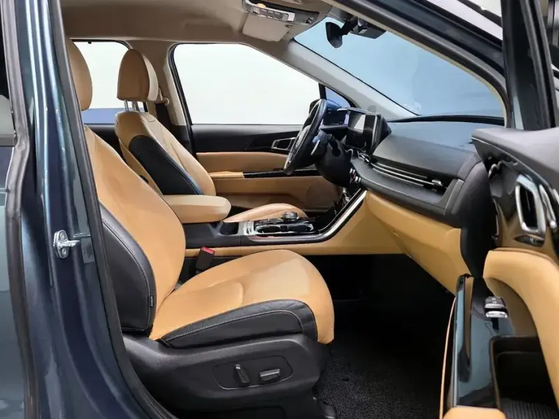 2021 Kia Carnival с пробегом 54 463 км