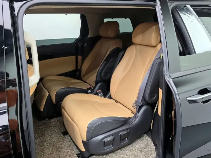 2021 Kia Carnival с пробегом 59 887 км
