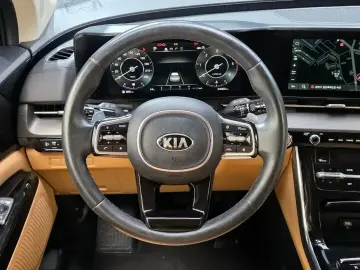 2021 Kia Carnival с пробегом 54 463 км