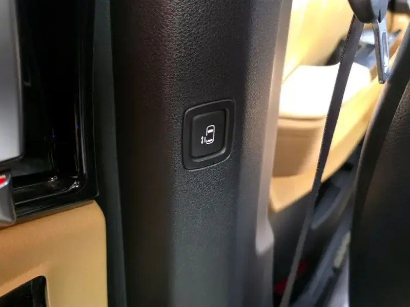 2021 Kia Carnival с пробегом 59 887 км