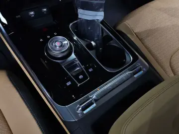 2023 Kia Carnival с пробегом 44 995 км