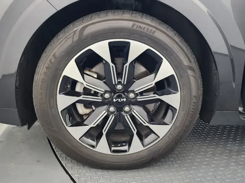 2022 Kia Carnival с пробегом 52 866 км